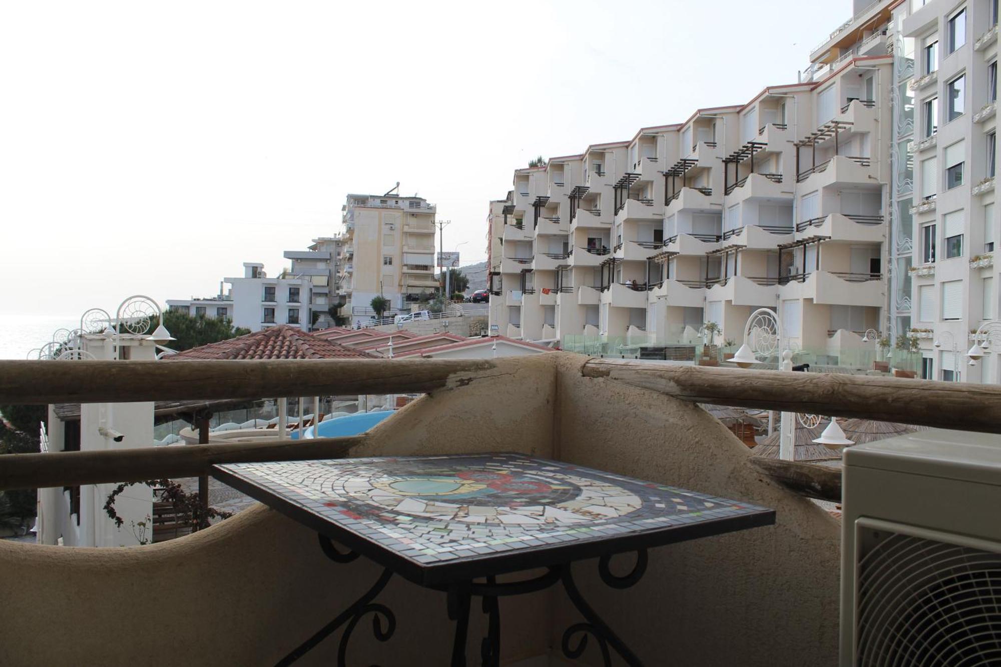Bougainville Bay Apartments Sarande Bilik gambar