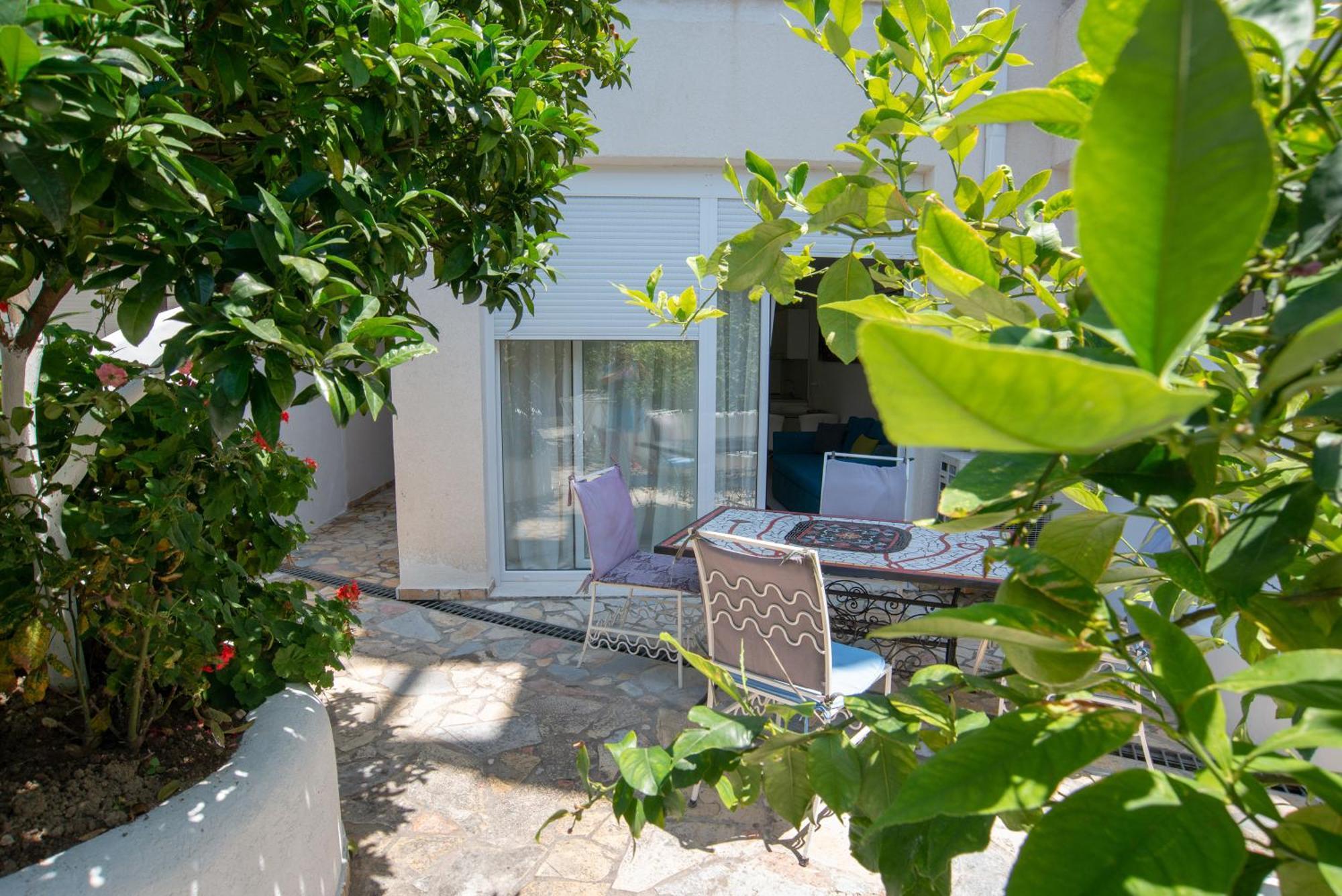 Bougainville Bay Apartments Sarande Bilik gambar