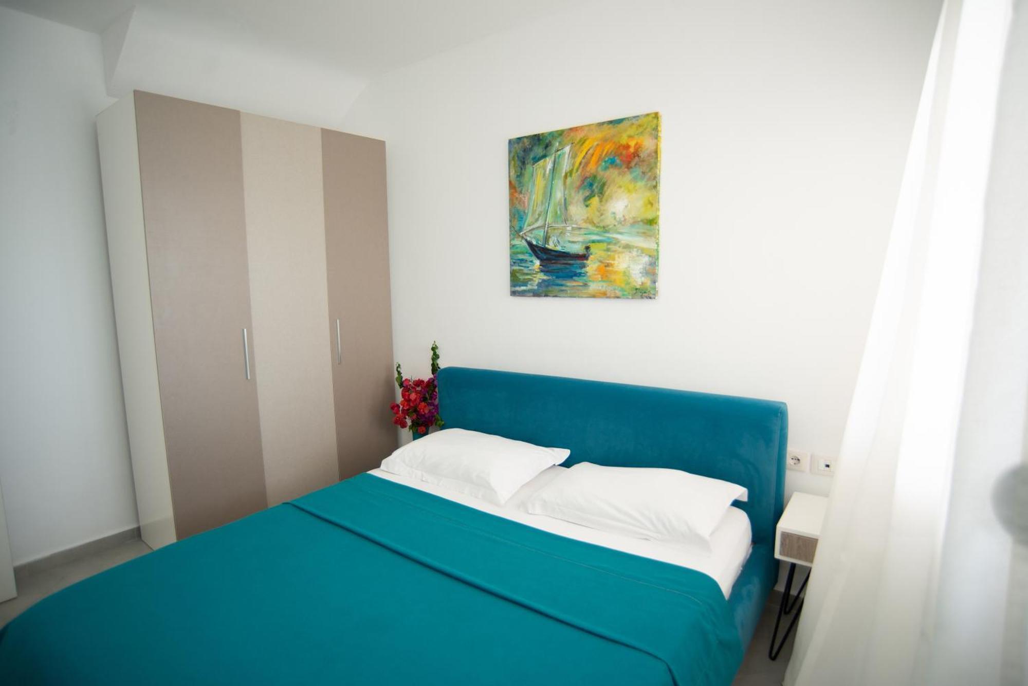 Bougainville Bay Apartments Sarande Bilik gambar